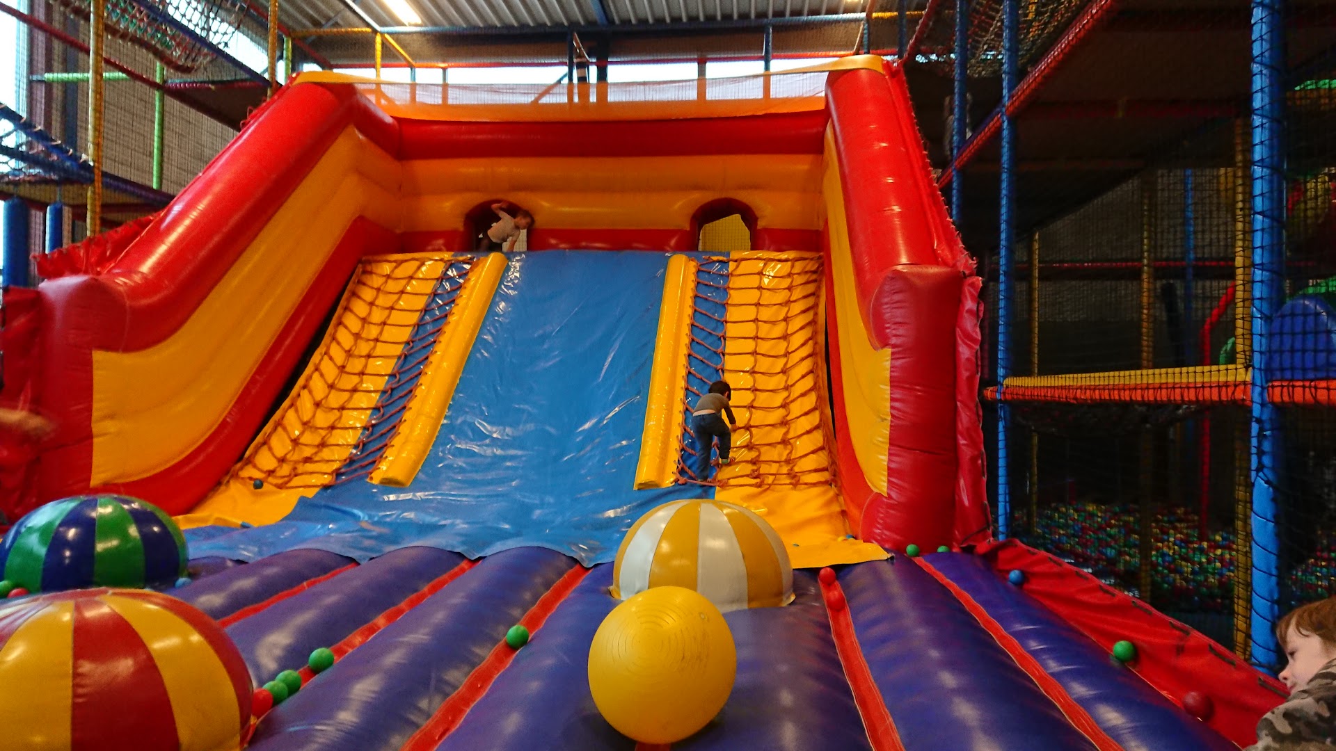 Ballorig Assen | indoor speeltuin