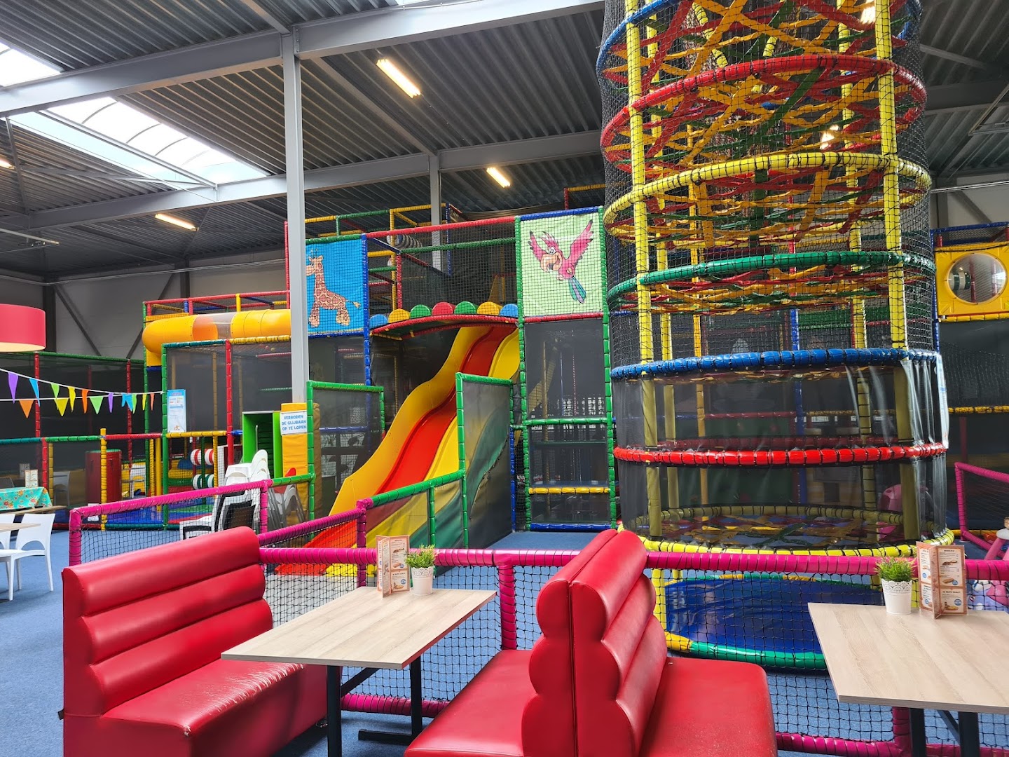 Ballorig Drachten | Indoor speeltuin