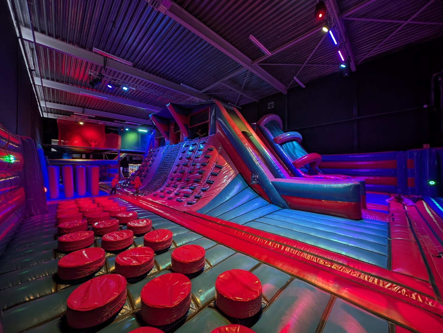Bounce Valley Delft | Luchtkussenpark Delft